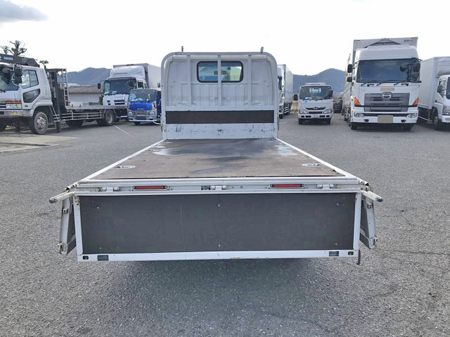 トヨタトヨエース平ボディ小型（2t・3t）[写真09]