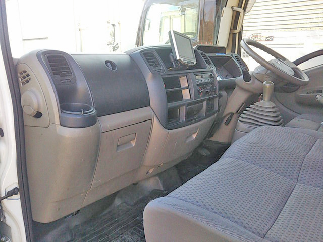 日産アトラス平ボディ小型（2t・3t）[写真31]