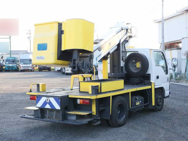 いすゞエルフ高所作業車小型（2t・3t）[写真02]