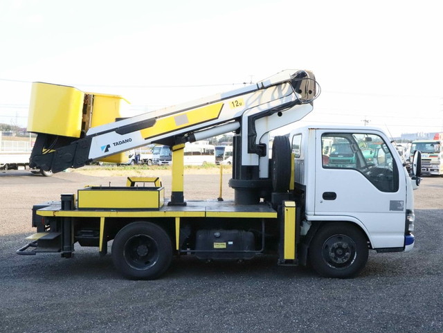 いすゞエルフ高所作業車小型（2t・3t）[写真04]