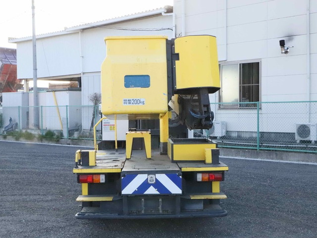 いすゞエルフ高所作業車小型（2t・3t）[写真06]