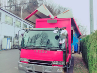 いすゞフォワードアルミバン中型（4t）[写真10]