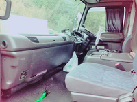 いすゞフォワードアルミバン中型（4t）[写真22]