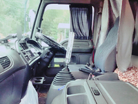 いすゞフォワードアルミバン中型（4t）[写真23]