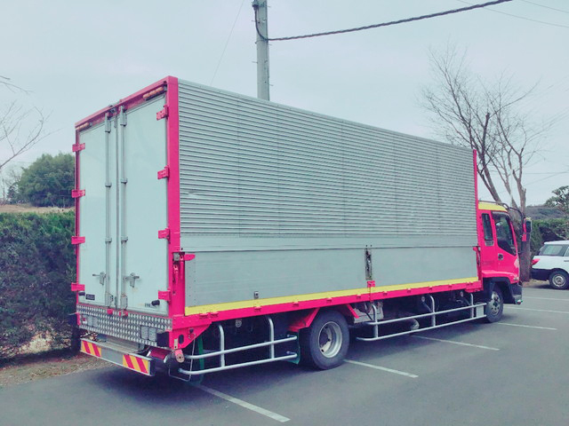 いすゞフォワードアルミバン中型（4t）[写真04]