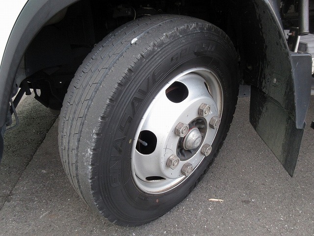 いすゞエルフパネルバン小型（2t・3t）[写真23]