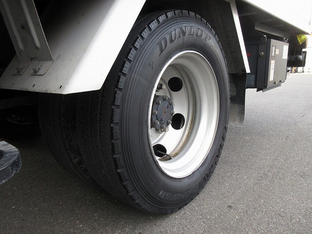 いすゞエルフパネルバン小型（2t・3t）[写真25]