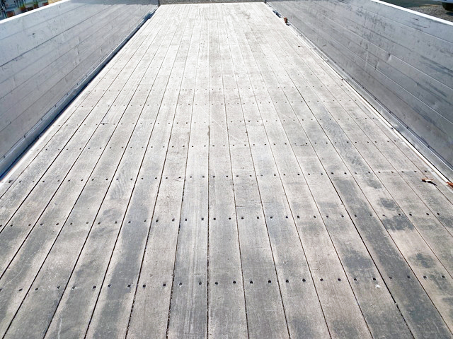 日野プロフィアアルミブロック大型（10t）[写真14]