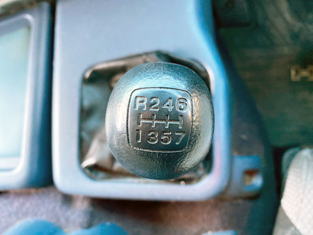 日野プロフィアアルミブロック大型（10t）[写真37]