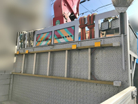 三菱ふそうファイタークレーン3段中型（4t）[写真13]