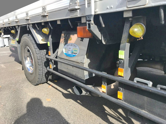 三菱ふそうファイタークレーン3段中型（4t）[写真23]