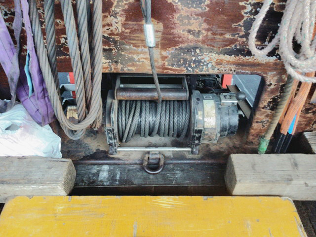 日野レンジャーセーフティクレーン4段増トン（6t・8t）[写真16]