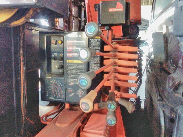 日野レンジャーセーフティクレーン4段増トン（6t・8t）[写真20]