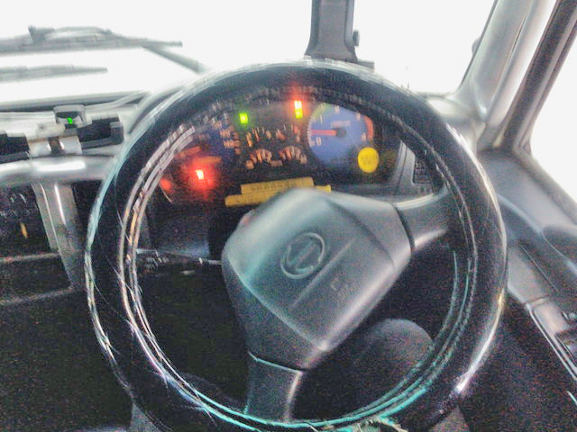 日野レンジャーセーフティクレーン4段増トン（6t・8t）[写真37]