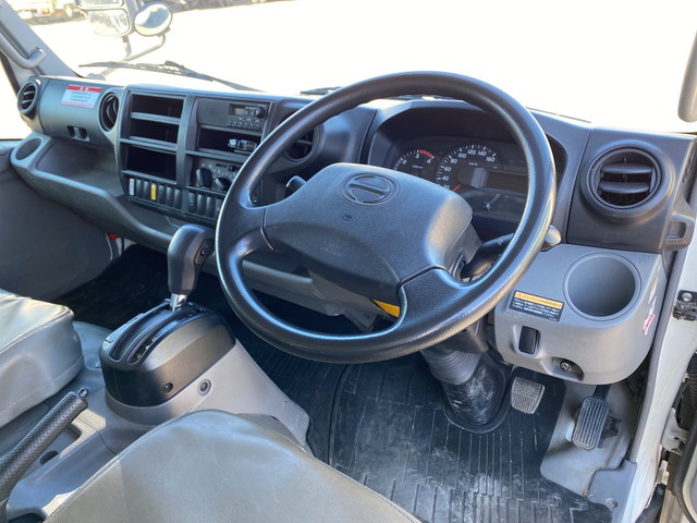 日野デュトロクレーン3段小型（2t・3t）[写真34]