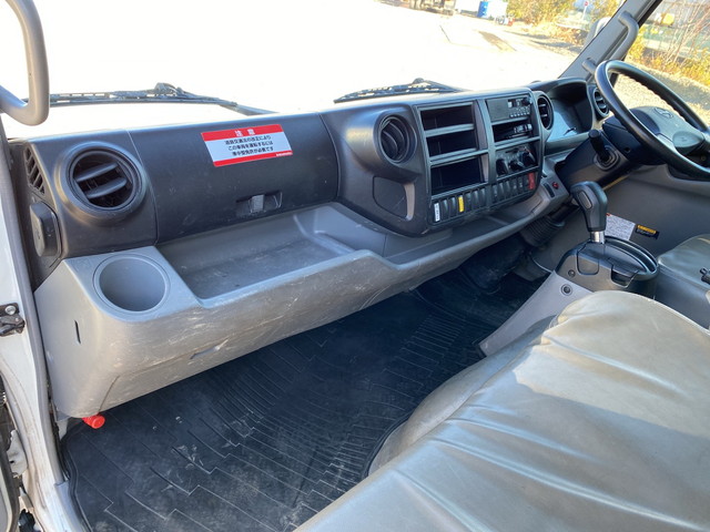 日野デュトロクレーン3段小型（2t・3t）[写真35]