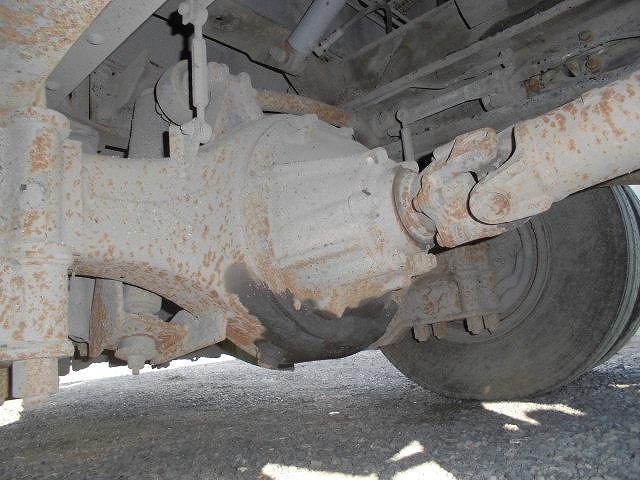 いすゞフォワード道路作業車中型（4t）[写真28]