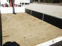 三菱ふそうキャンターユニック3段小型（2t・3t）[写真13]