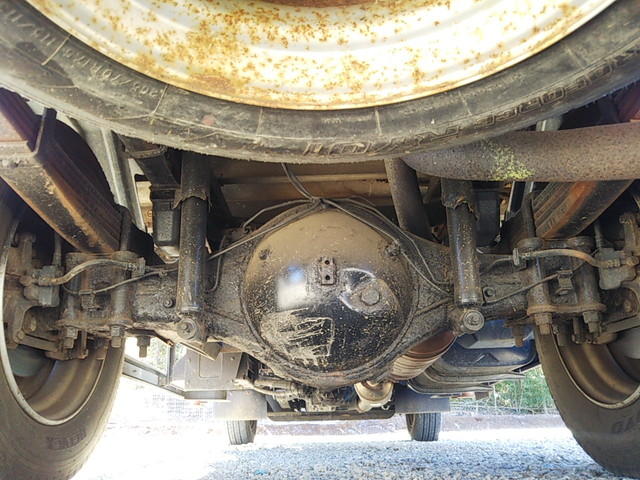 三菱ふそうキャンターユニック3段小型（2t・3t）[写真21]