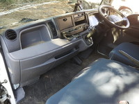 三菱ふそうキャンターユニック3段小型（2t・3t）[写真32]