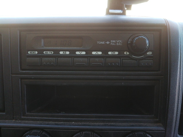 三菱ふそうキャンターユニック3段小型（2t・3t）[写真34]