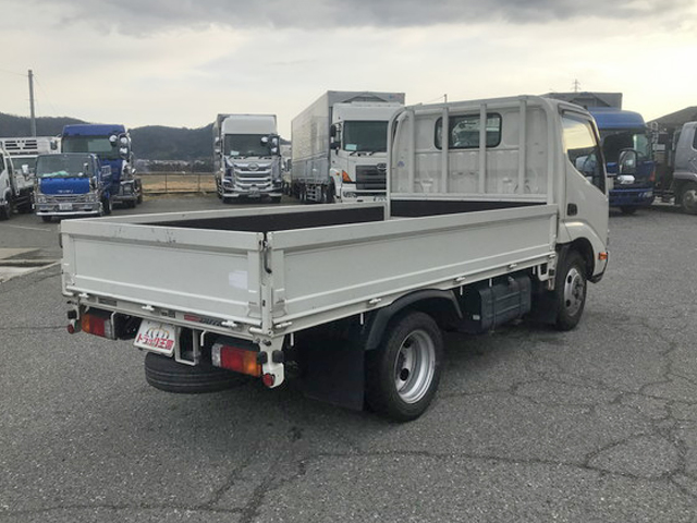 日野デュトロ平ボディ小型（2t・3t）[写真02]