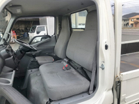 日野デュトロ平ボディ小型（2t・3t）[写真30]