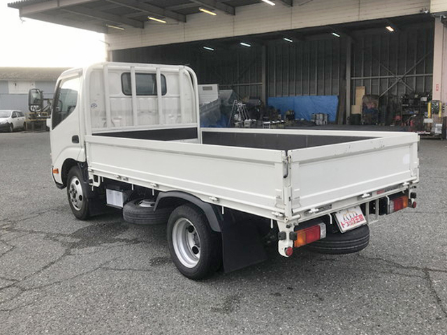 日野デュトロ平ボディ小型（2t・3t）[写真04]