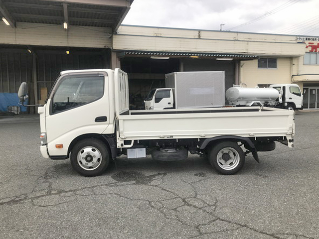 日野デュトロ平ボディ小型（2t・3t）[写真05]