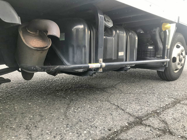 いすゞエルフアルミバン小型（2t・3t）[写真19]