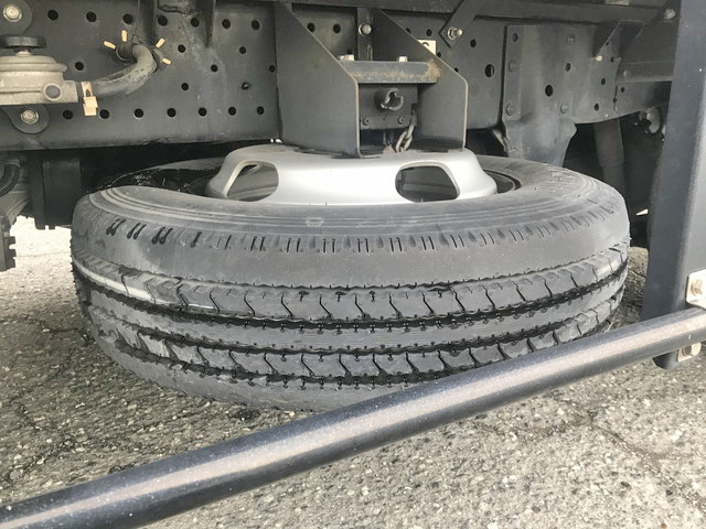 いすゞエルフアルミバン小型（2t・3t）[写真21]