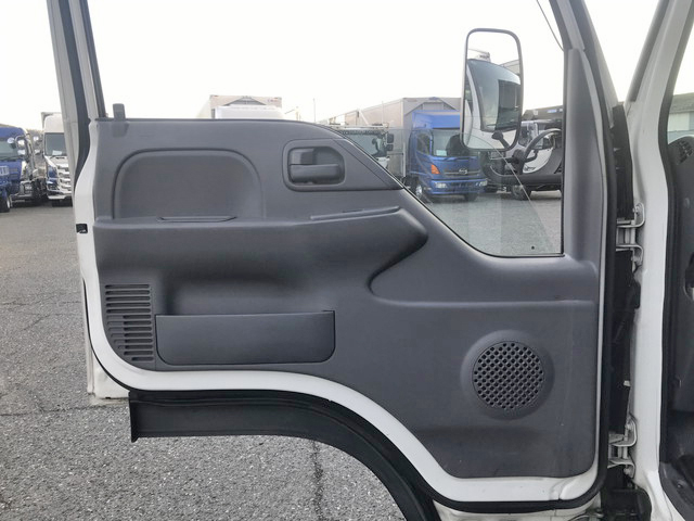 いすゞエルフアルミバン小型（2t・3t）[写真27]