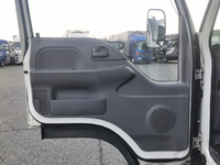 いすゞエルフアルミバン小型（2t・3t）[写真27]