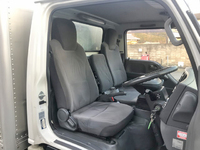 いすゞエルフアルミバン小型（2t・3t）[写真31]