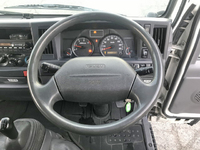 いすゞエルフアルミバン小型（2t・3t）[写真34]