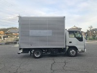 いすゞエルフアルミバン小型（2t・3t）[写真06]