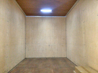 三菱ふそうキャンターアルミバン小型（2t・3t）[写真11]