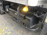 三菱ふそうキャンターアルミバン小型（2t・3t）[写真17]