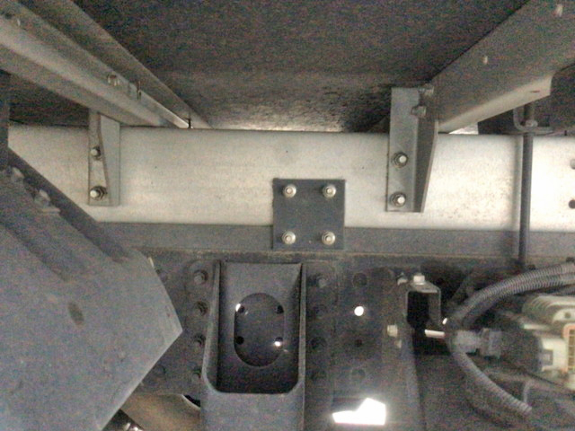 三菱ふそうキャンターアルミバン小型（2t・3t）[写真23]