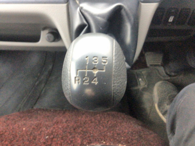 三菱ふそうキャンターアルミバン小型（2t・3t）[写真33]