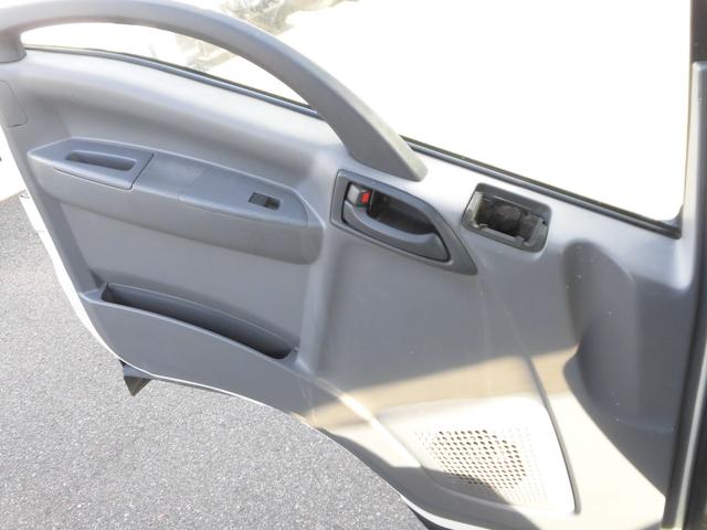 いすゞエルフアルミバン小型（2t・3t）[写真33]