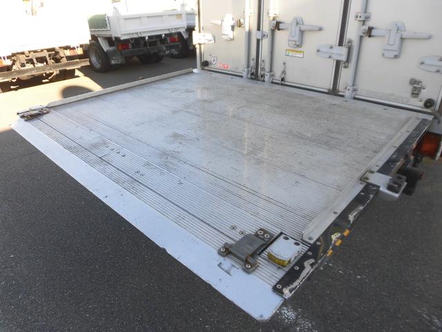 いすゞエルフアルミバン小型（2t・3t）[写真07]