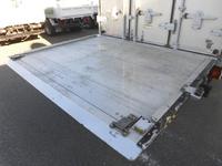 いすゞエルフアルミバン小型（2t・3t）[写真07]