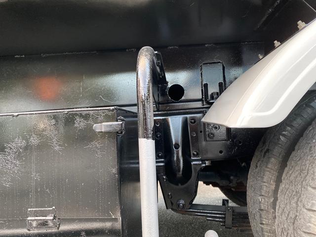 いすゞエルフパッカー車（塵芥車）小型（2t・3t）[写真14]