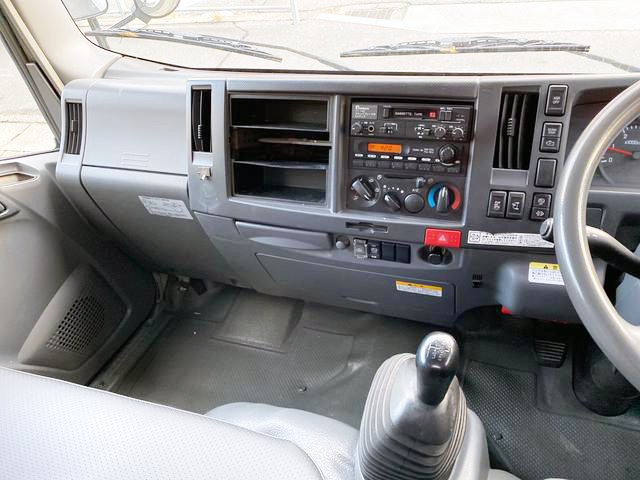 いすゞエルフパッカー車（塵芥車）小型（2t・3t）[写真15]