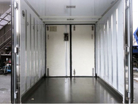 三菱ふそうキャンター冷凍車（冷蔵車）小型（2t・3t）[写真09]