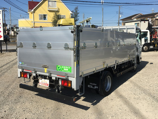 いすゞエルフアルミブロック小型（2t・3t）[写真02]