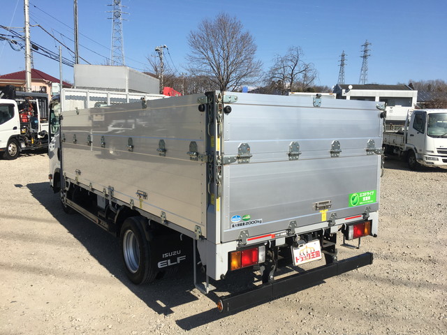 いすゞエルフアルミブロック小型（2t・3t）[写真04]