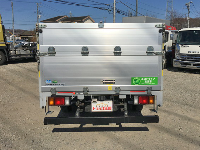 いすゞエルフアルミブロック小型（2t・3t）[写真09]