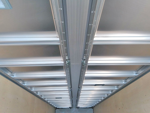 日野プロフィアアルミウイング大型（10t）[写真12]